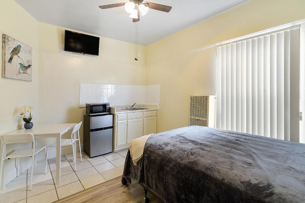 Standard Single Room interior